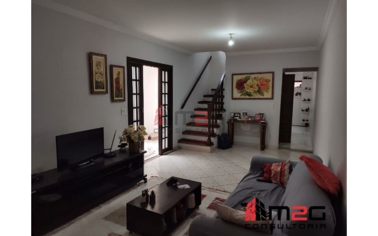 Sobrado para Venda - Parque Panamericano