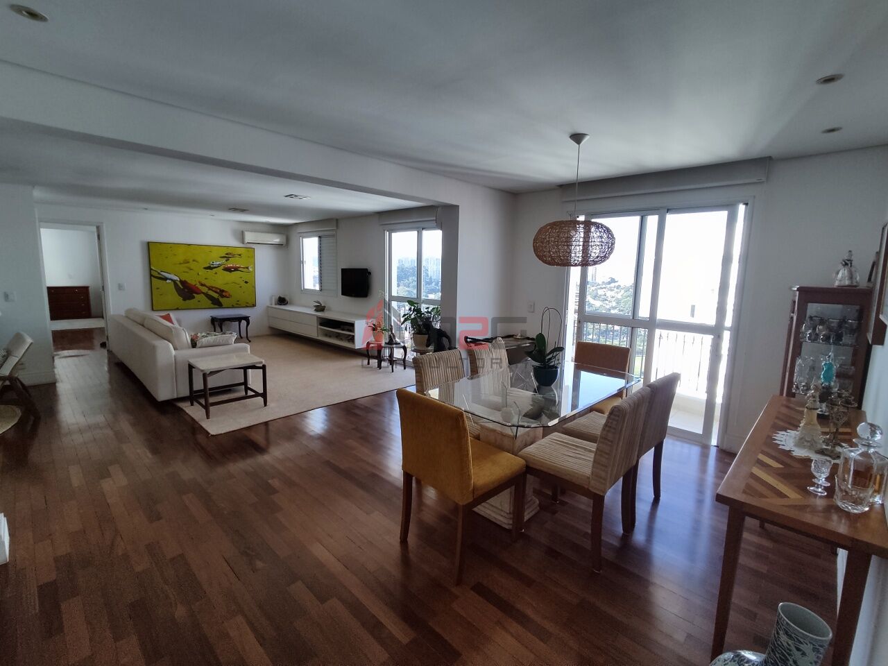 Apartamento para Venda - Vila Comercial