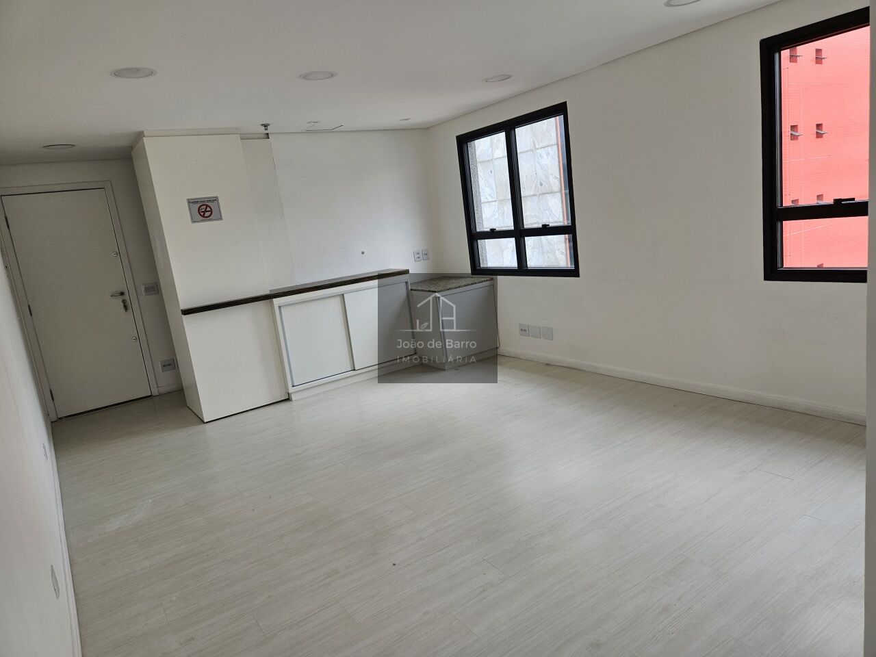 Sala para Venda - Liberdade