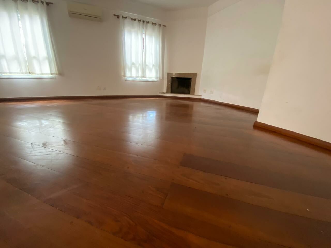 MAIRARÊ CONDOMINIO CLUBE 3 DORMS 2 VAGAS FL43