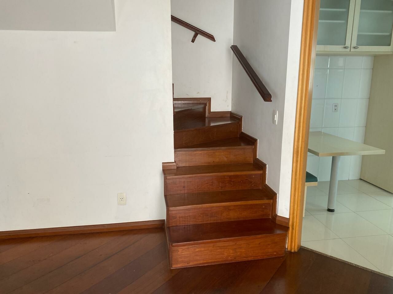 MAIRARÊ CONDOMINIO CLUBE 3 DORMS 2 VAGAS FL43