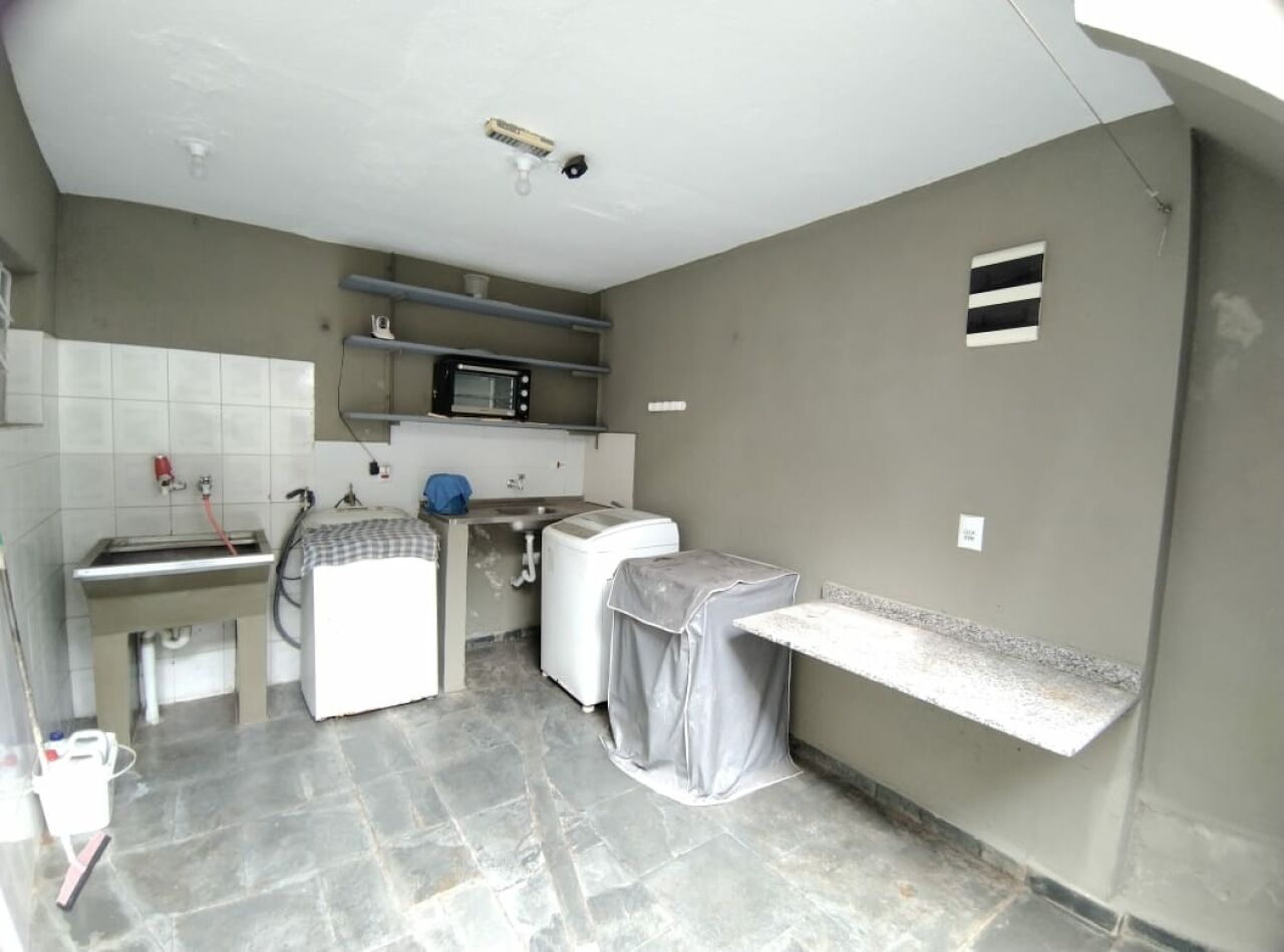 Sobrado 100m² 3 quartos 1 suíte 2 vagas FL15