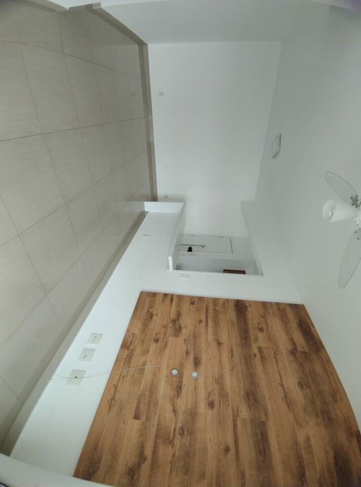 Sobrado 100m² 3 quartos 1 suíte 2 vagas FL15