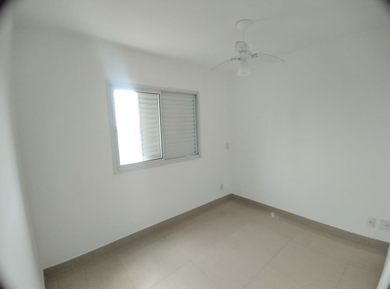 Sobrado 100m² 3 quartos 1 suíte 2 vagas FL15