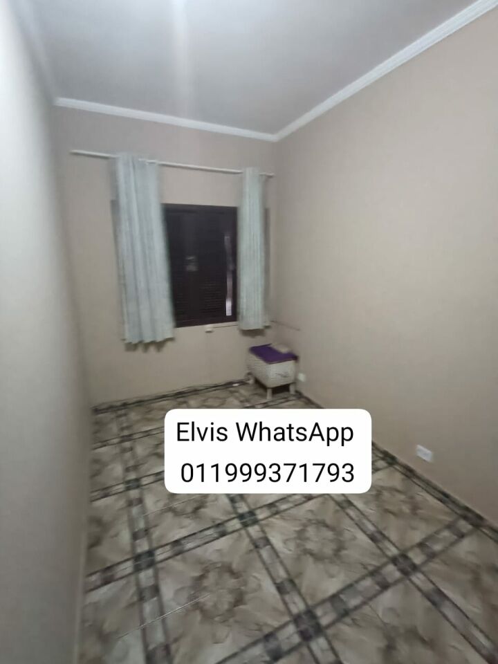 Sobrado 3 quartos 3 banheiros 2 vagas FL15