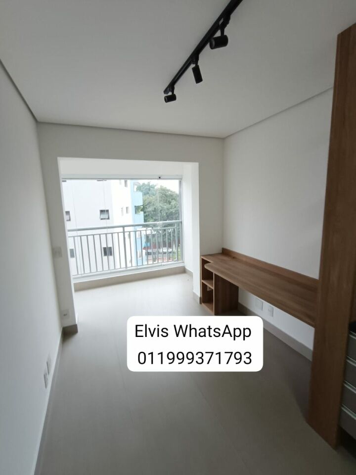 SOBRADO 3 SUITES   4 VAGAS PROX COMERCIOS E CONDUÇÕES FL37