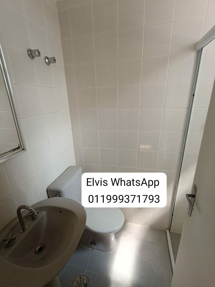 Sobrado 263m2 6 quartos 3 banheiros 6 vagas FL15