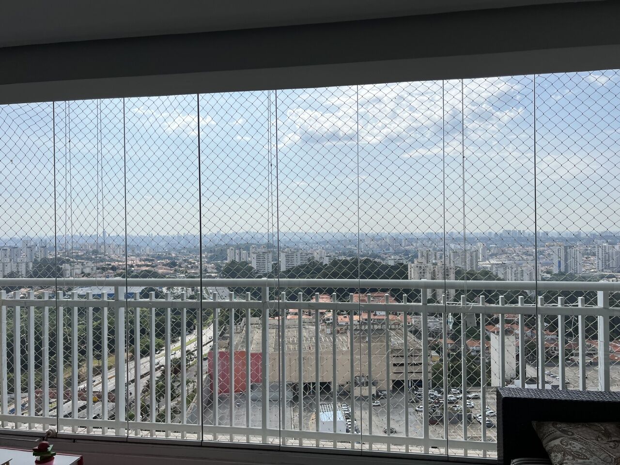 Sobrado 263m2 6 quartos 3 banheiros 6 vagas FL15