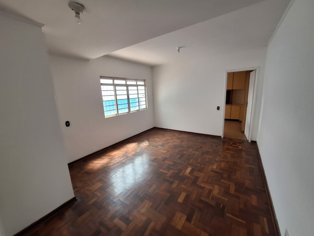 Sobrado Jardim Bonfigliolli    160 metros    3 dormitórios   2 vagas