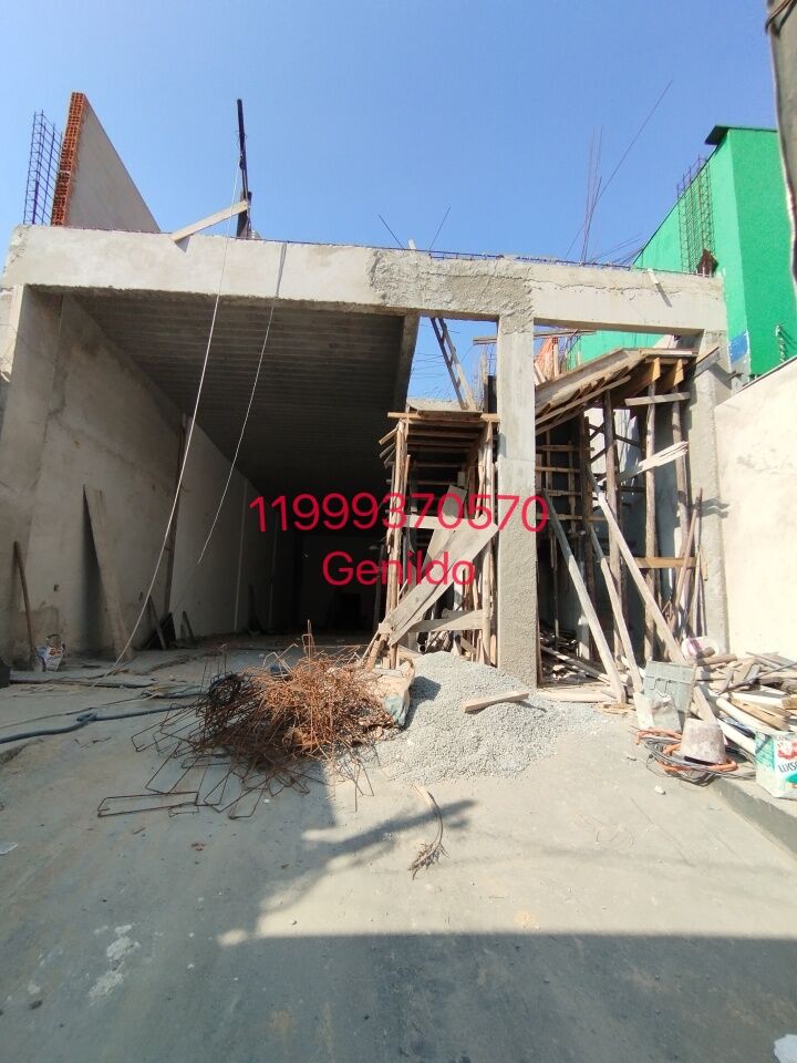 SOBRADO EM CONDOMÍNIO 3 QUARROS   2 VAGAS      FL21