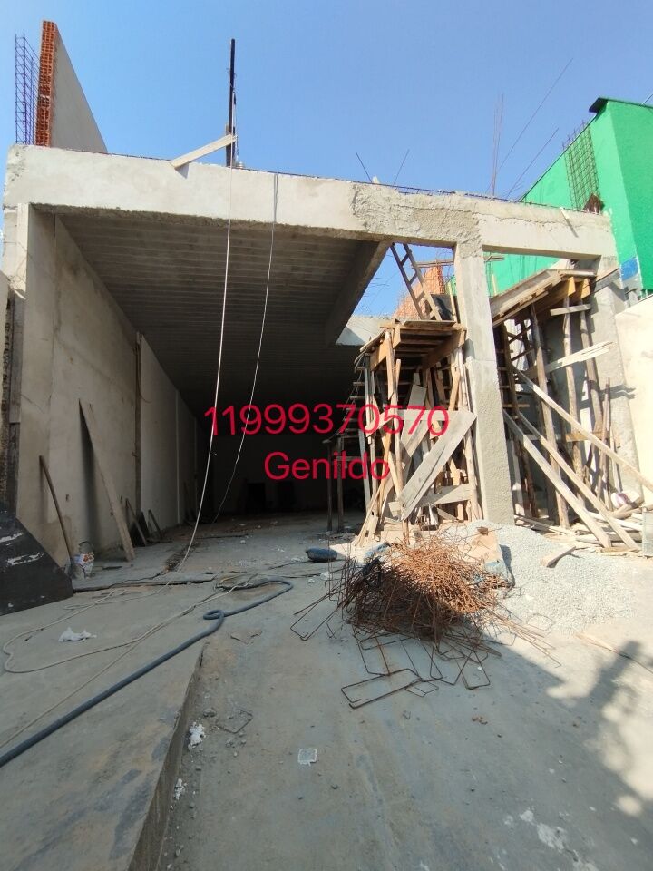 SOBRADO EM CONDOMÍNIO 3 QUARROS   2 VAGAS      FL21