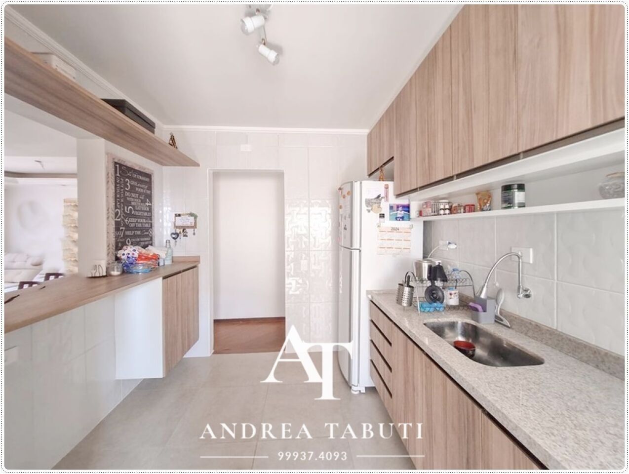 OPORTUNIDADE SOBRADO 3 SUITES ( 2 VAGAS ) FL37