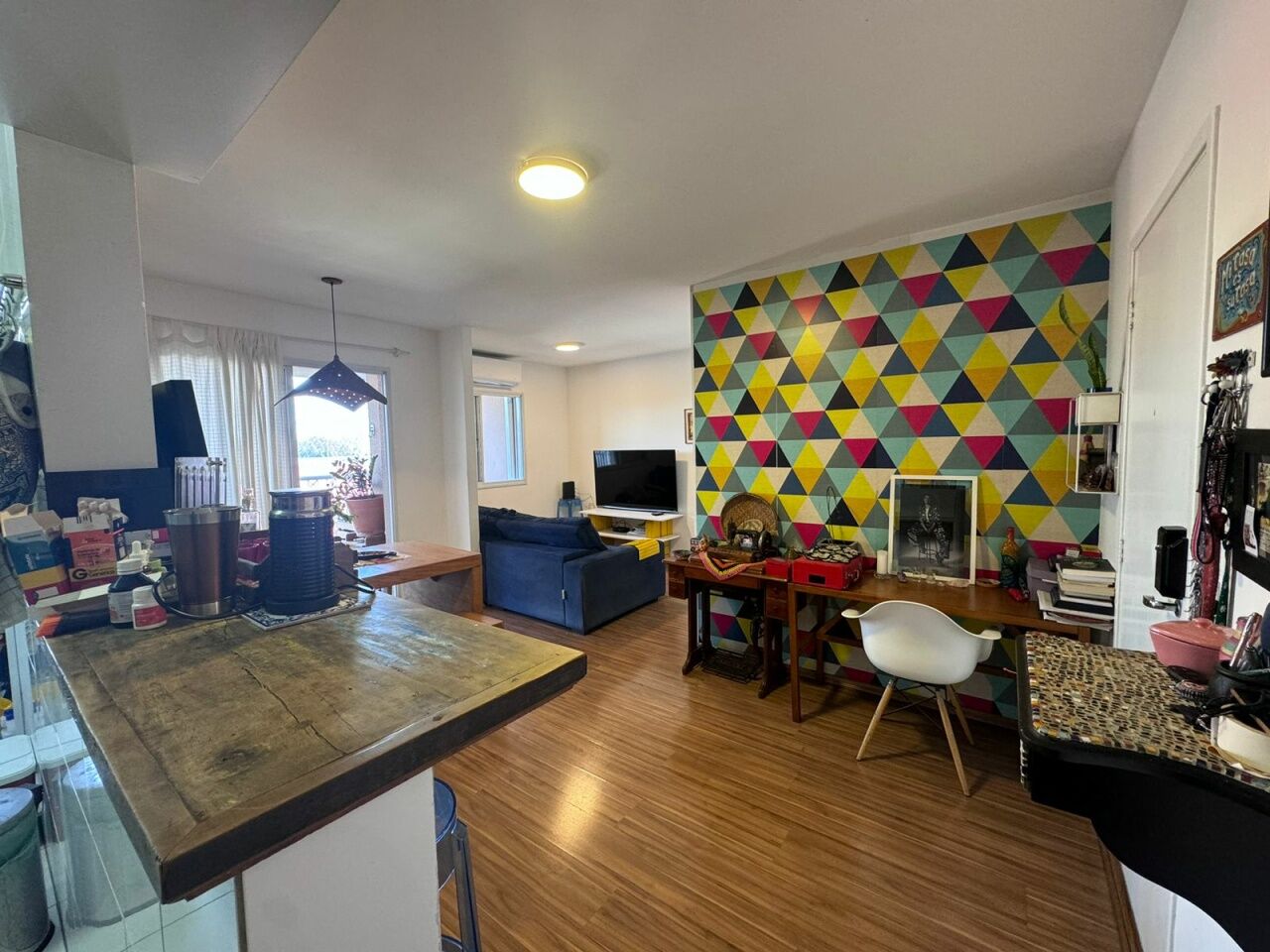 VENDO APARTAMENTO NA ALBERT BARTHOLOME FL42