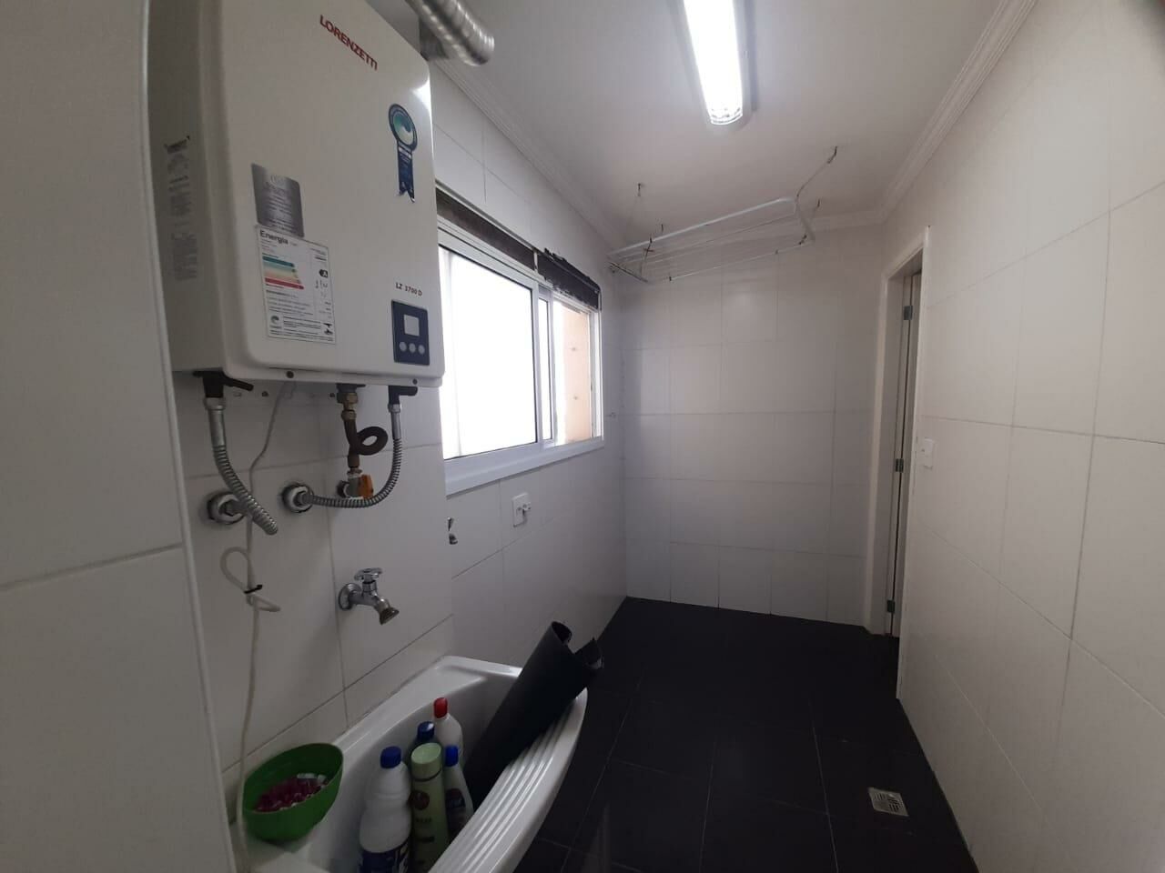 VENDO APARTAMENTO NA ALBERT BARTHOLOME  FL42