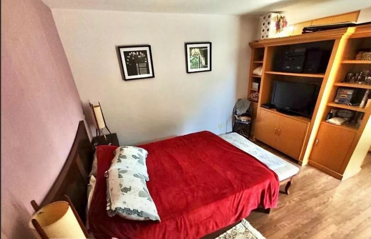 VENDO APARTAMENTO NA ALBERT BARTHOLOME  FL42