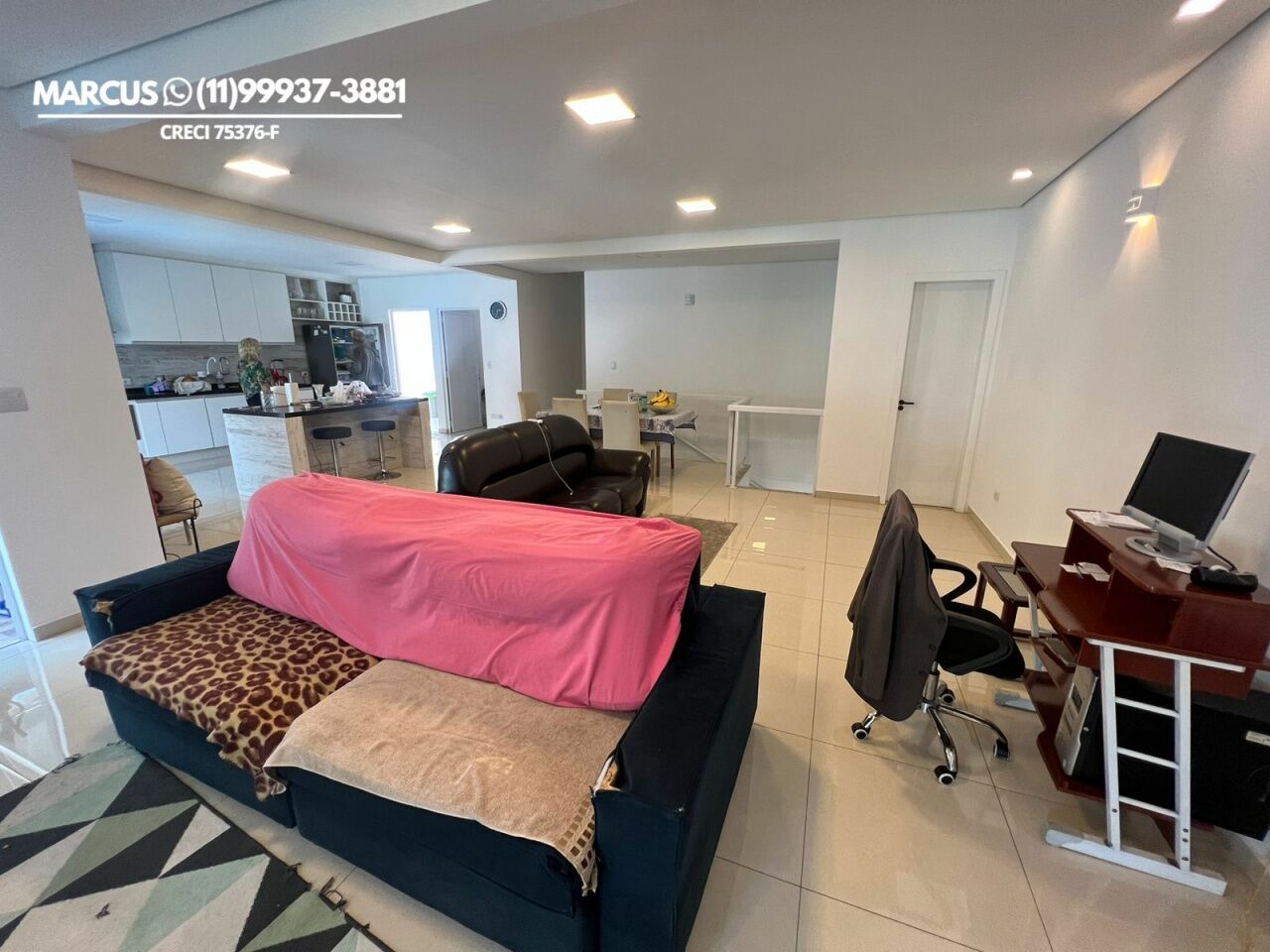 JD   PERI PERI SOBRADO COM 3 DORMS; 2 SUÍTES   3 VAGAS PRÓX   AO METRÔ   FL23