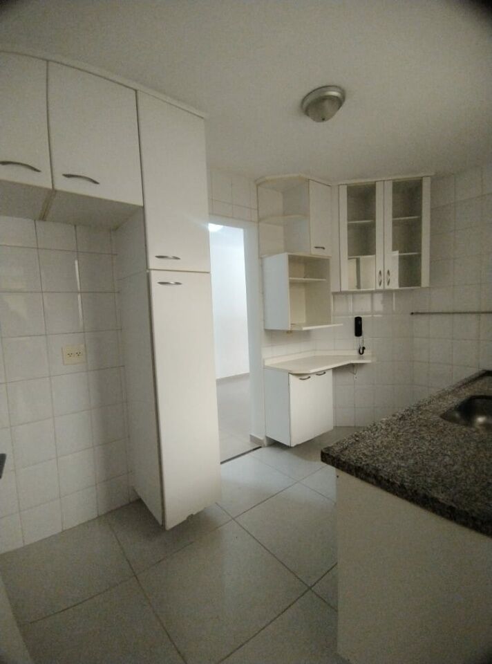 VENDO BELO SOBRADO NO CAMPO LIMPO