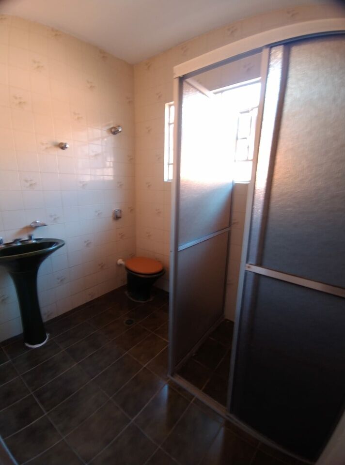 VENDO BELO SOBRADO NO CAMPO LIMPO