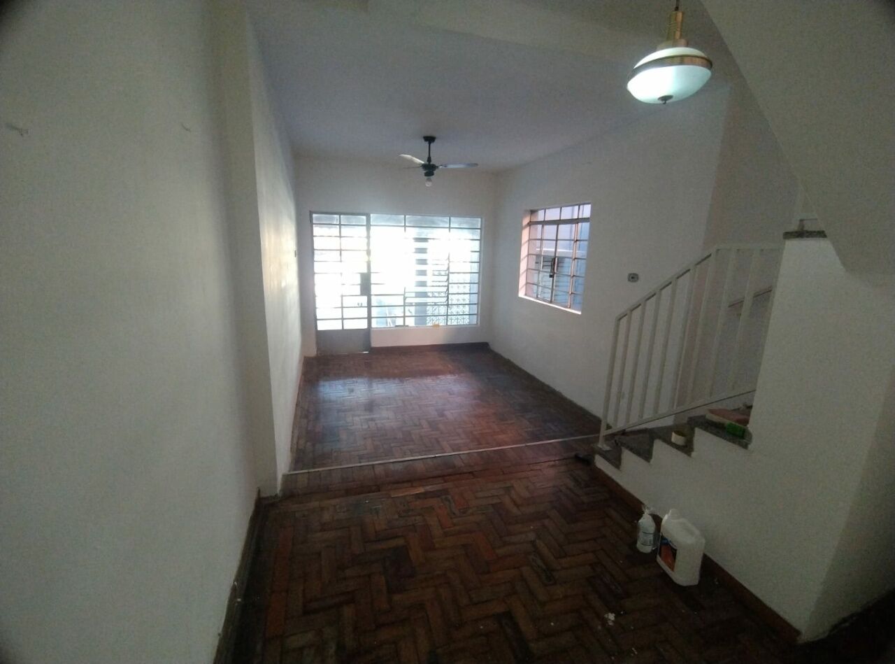 VENDO BELO SOBRADO NO CAMPO LIMPO