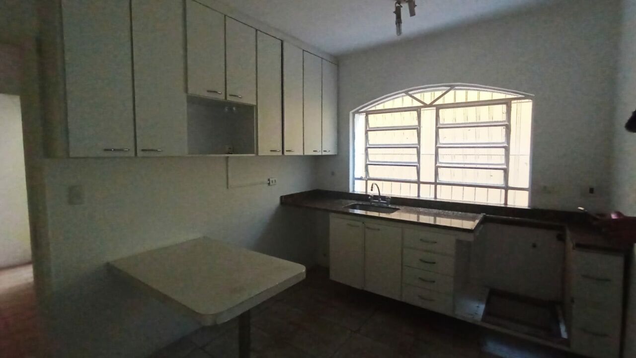 APTO PROXIMO O  METRO VILA SONIA E COMERCIOS FL37