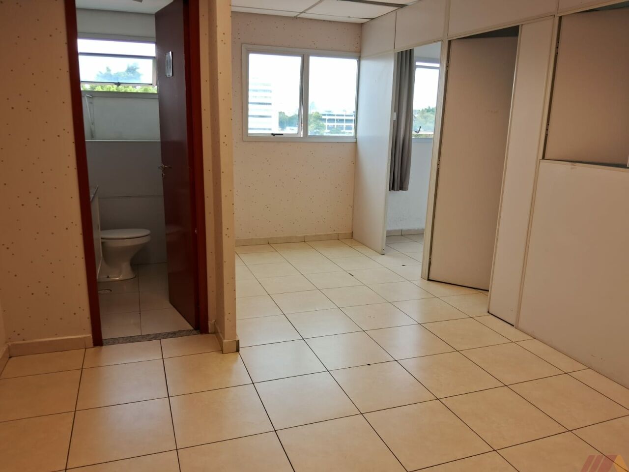 Conj. Comercial para Venda - Santana