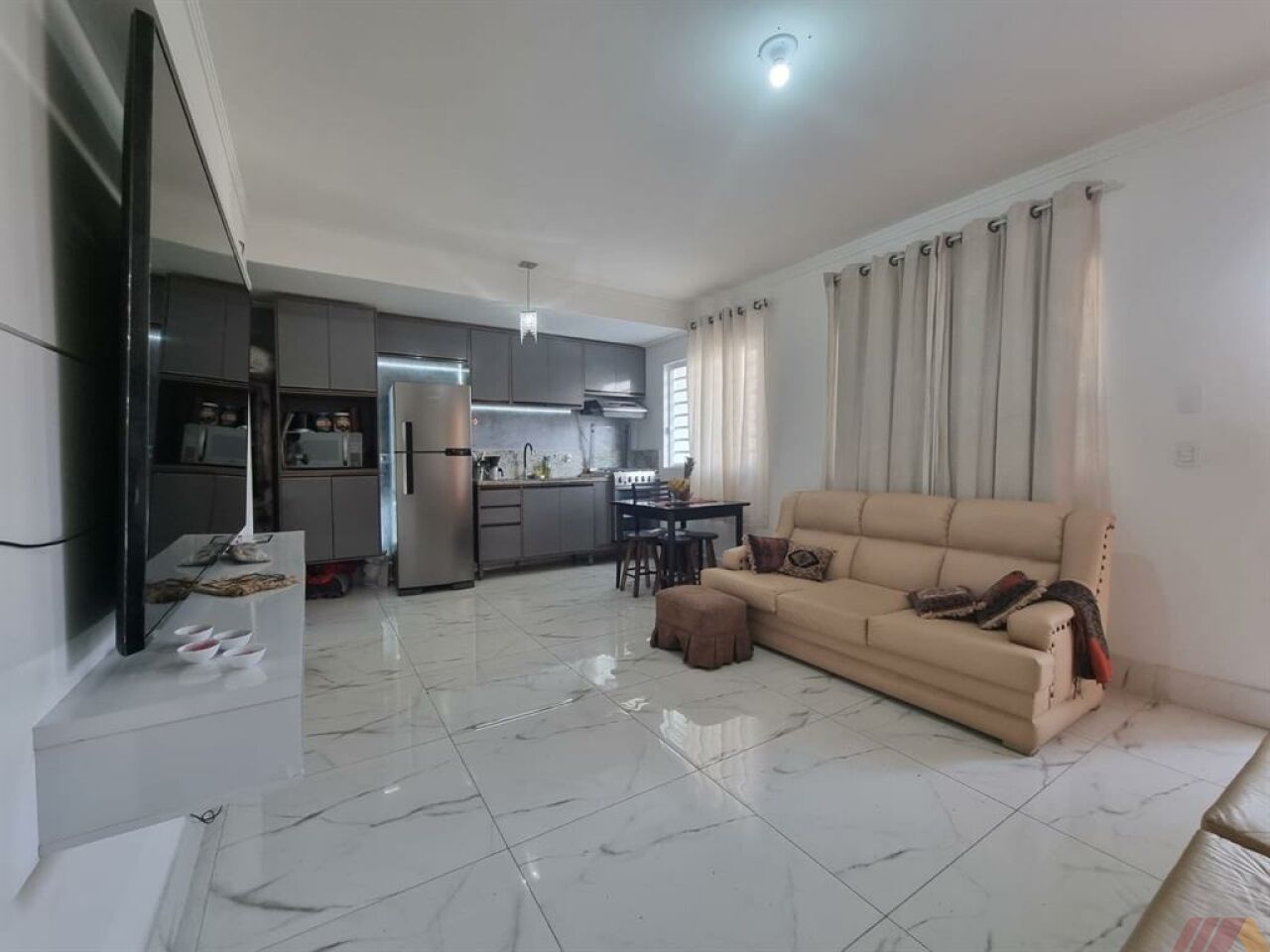 Sobrado para Venda - Vila Nova Mazzei