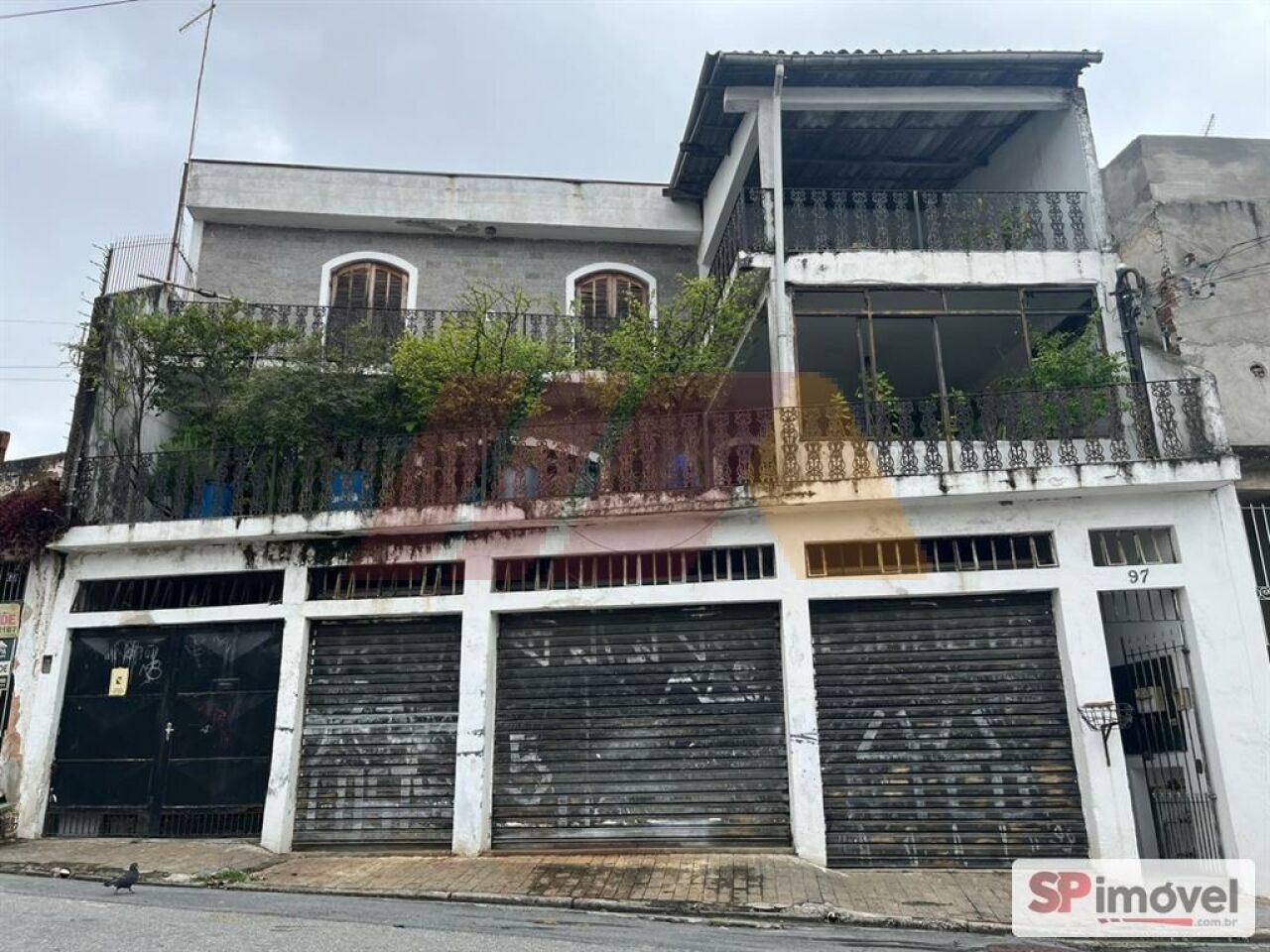 Casa Assobradada para Venda - Parque Casa de Pedra