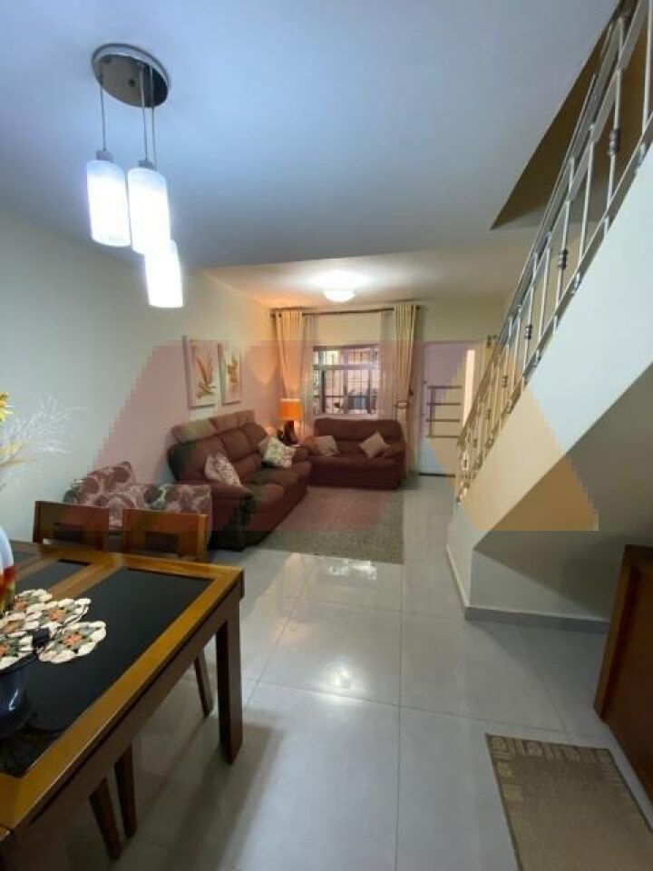 Sobrado para Venda - Parque Peruche