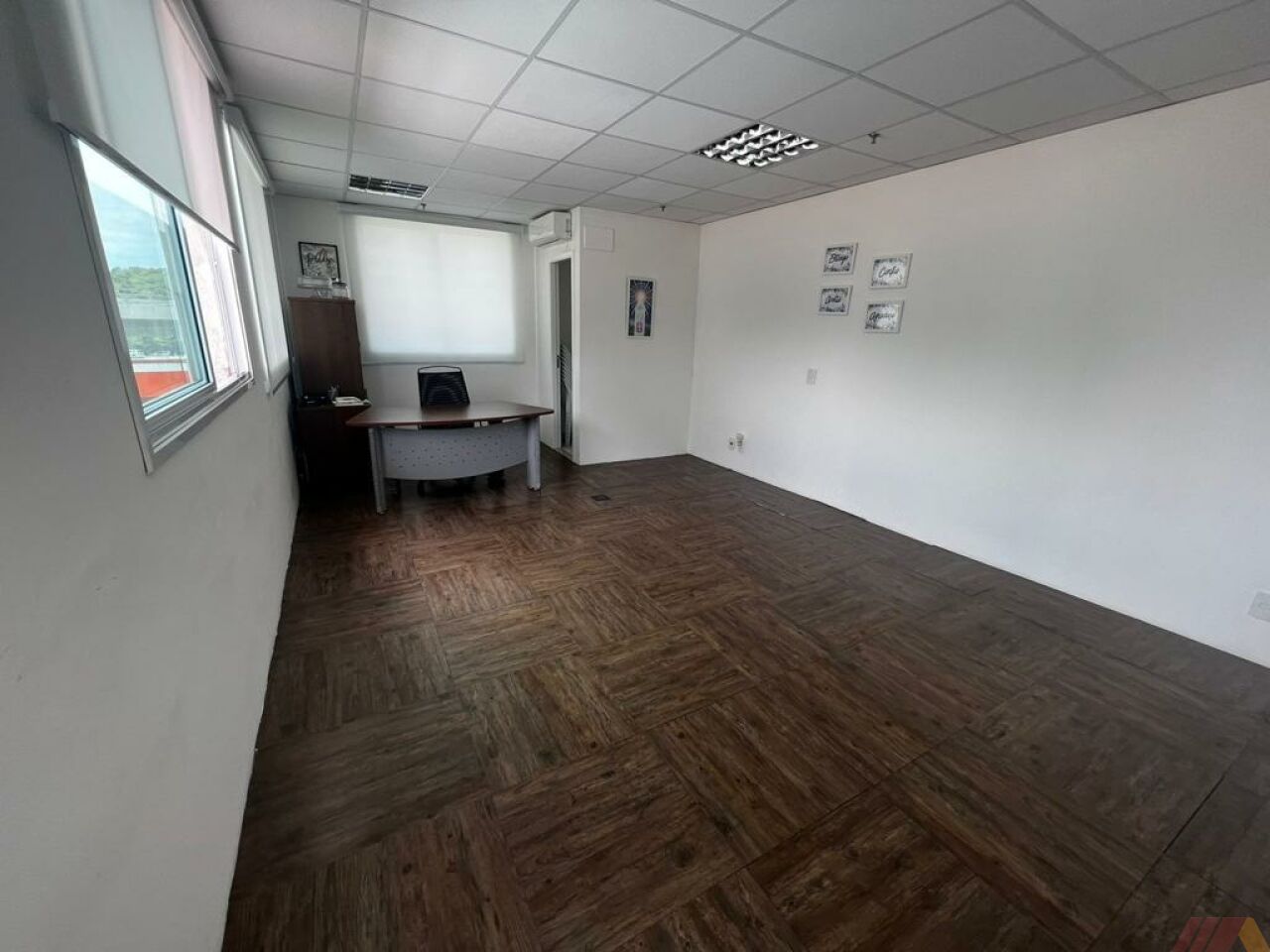 Conj. Comercial para Venda - Santana