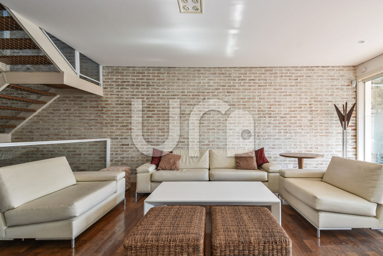 Casa Assobradada para Venda - Bosque da Saúde