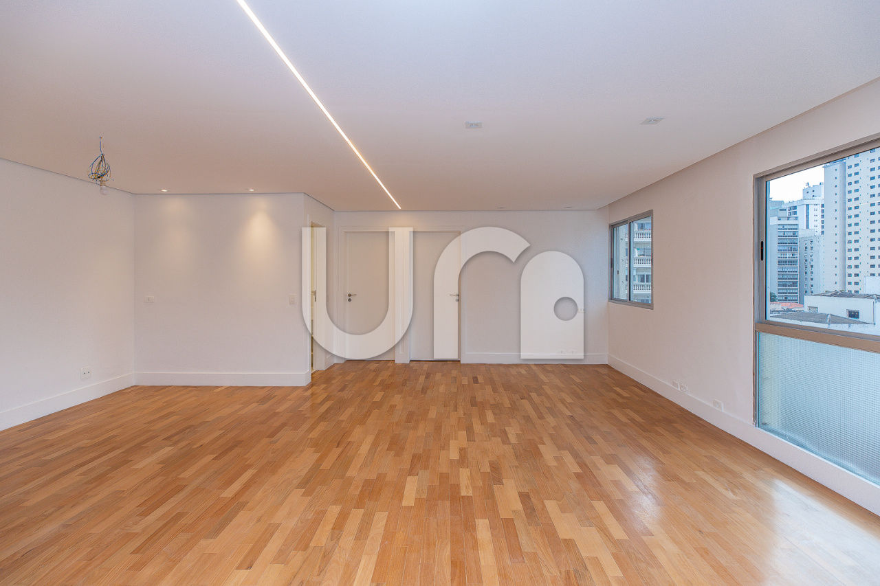 Apartamento para Venda - Vila Caraguatá