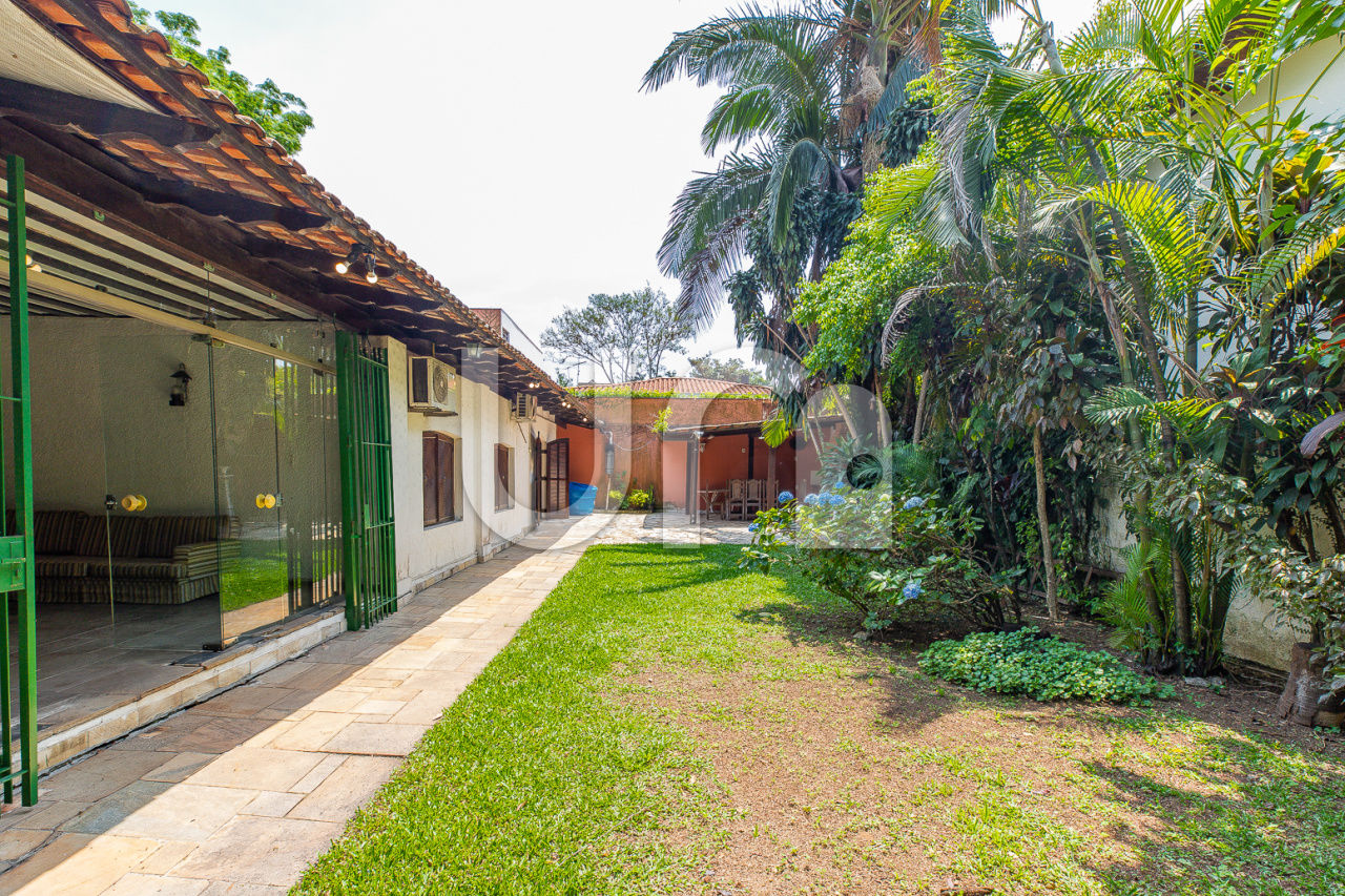 Casa Térrea para Venda - Alto de Pinheiros