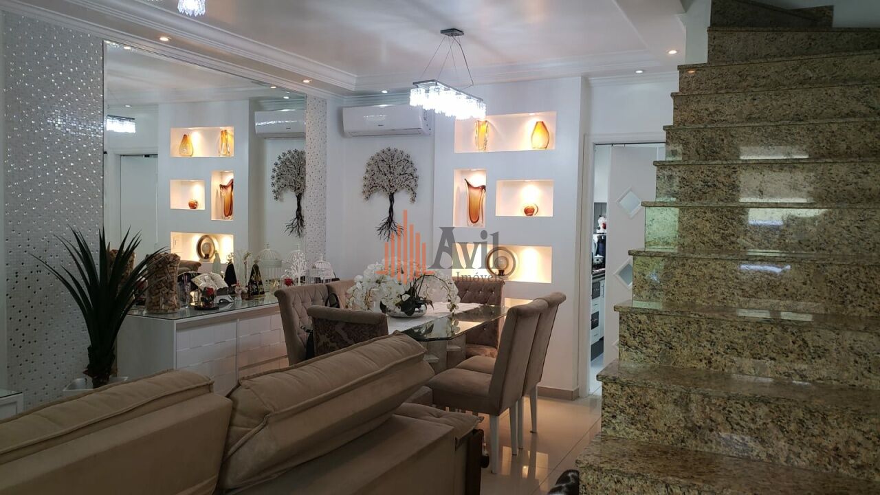 Casas Residenciais para Venda - Vila Invernada