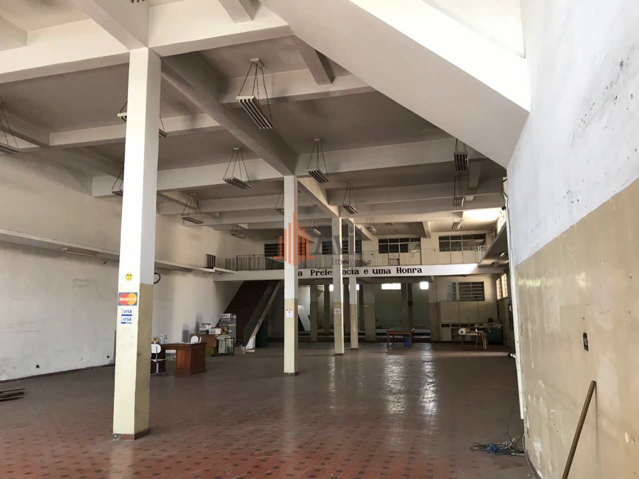 Salão para Locação - Vila Ré