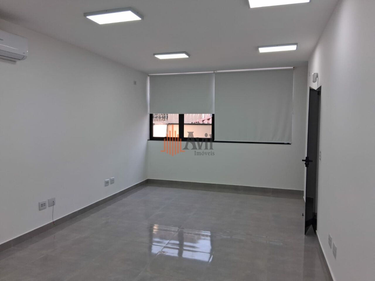 Sala Comercial para Locação - Chácara Santo Antônio Zona Leste