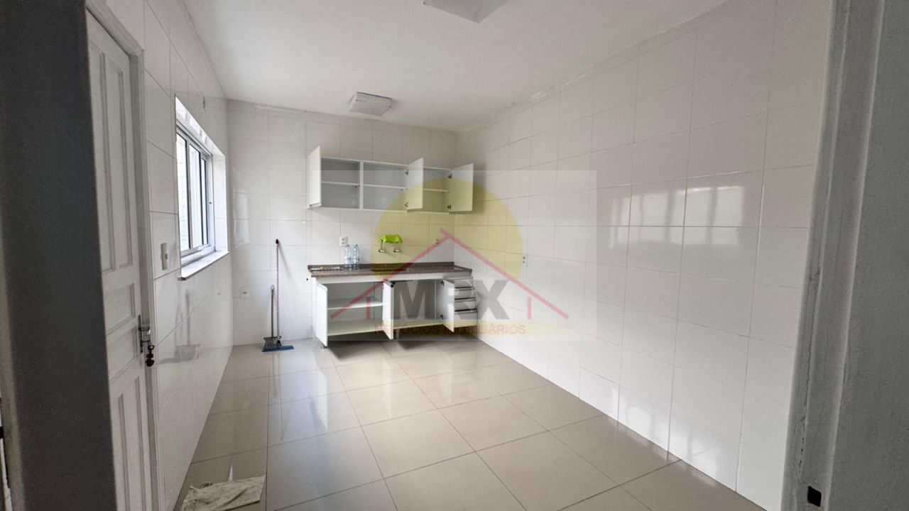 Casa, 3 quartos, 175 m² - Foto 4