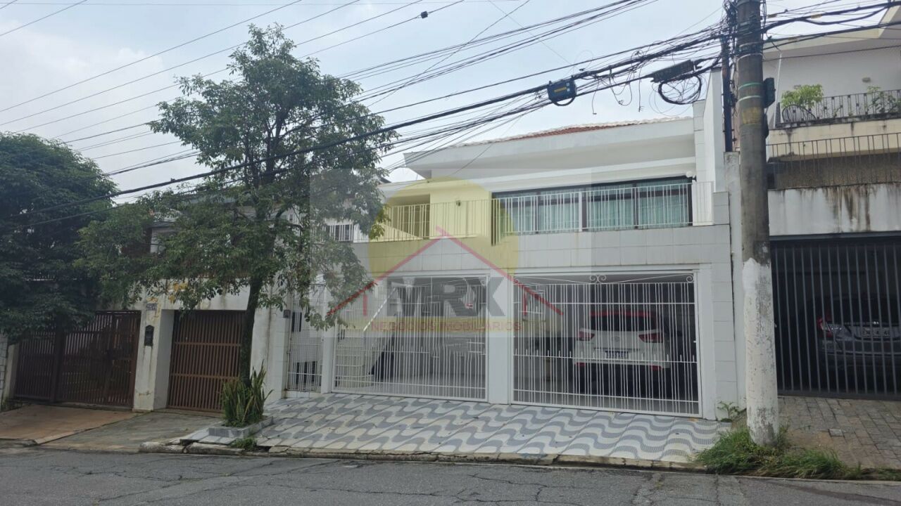 Casa, 3 quartos, 253 m² - Foto 1