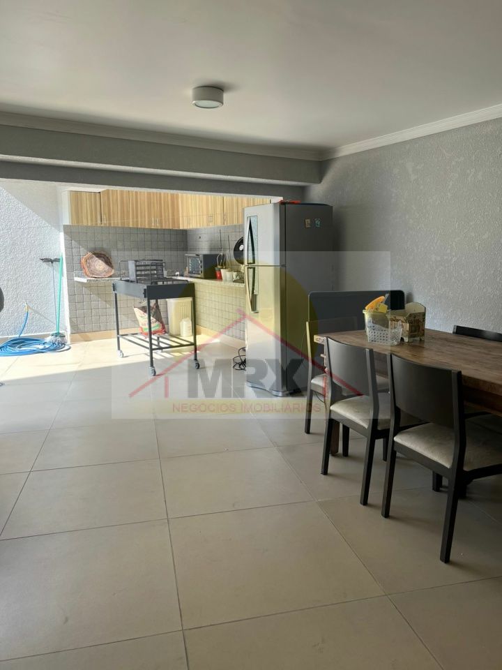 Casa, 3 quartos, 300 m² - Foto 7