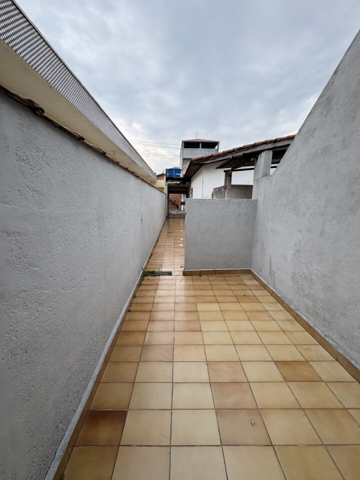 Casa Térrea para Locação - Paulicéia