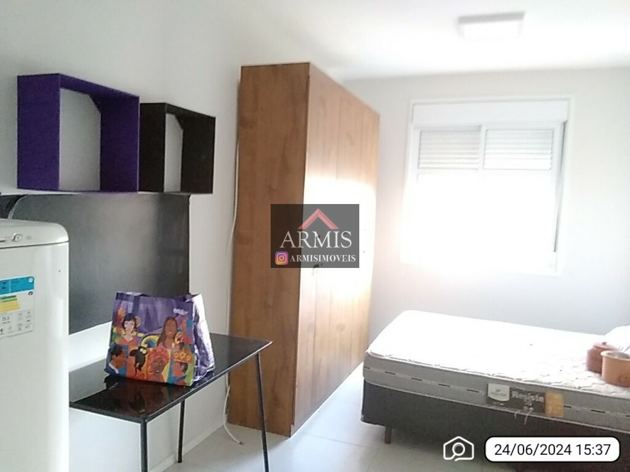 Kitnet de 31m² disponível para locação na Santa Cecília!