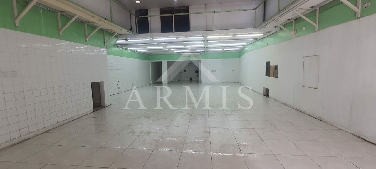 Loja de 221m² disponível para locação na República.