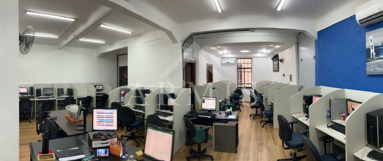 Ótimo conjunto comercial no Centro!