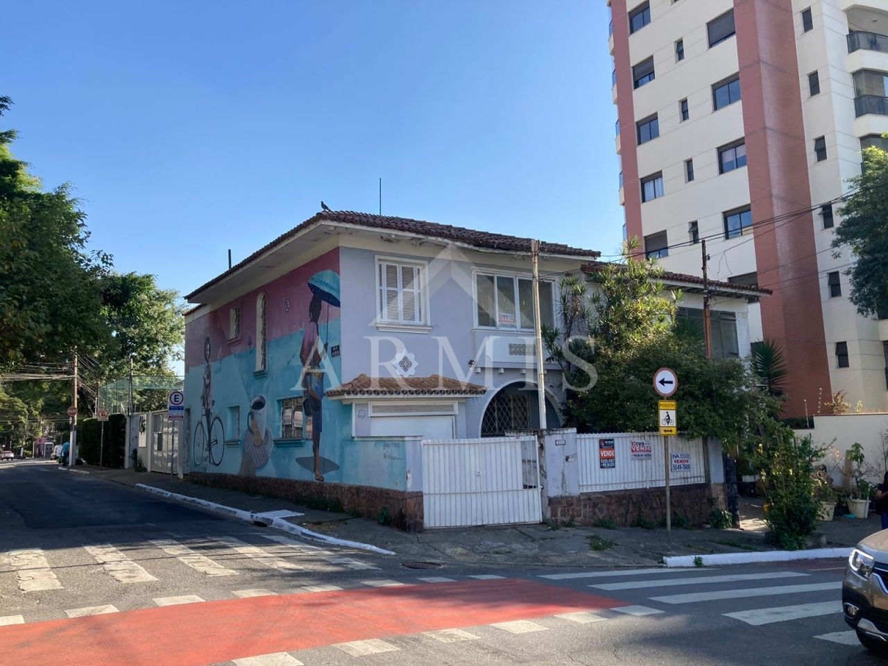  OPORTUNIDADE !!!! CASA COMERCIAL/RESIDENCIAL ÓTIMA LOCALIDADE, PERTO DE FARTO COMÉRCIO DA REGIÃO
