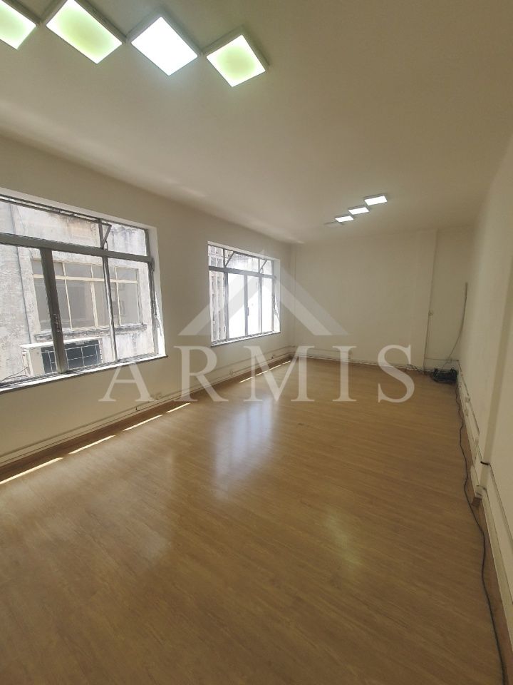 Ótimo Conjunto Comercial no Centro Histórico!