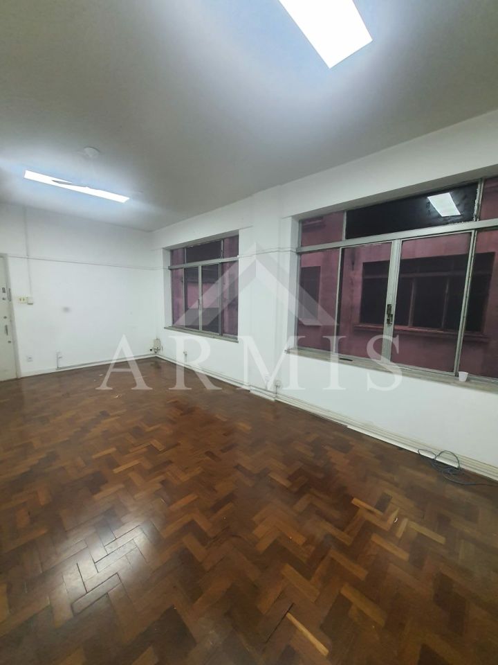 Sala comercial no Centro Histórico!