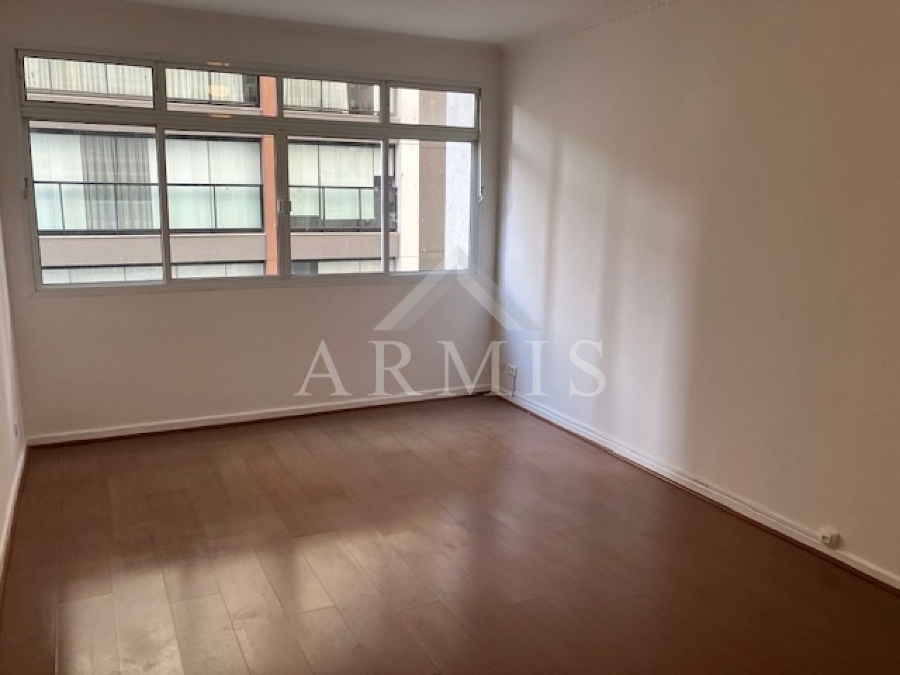 Apartamento para locação na rua Jose maria Lisboa, 304