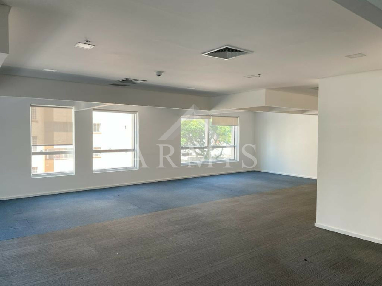 Andar corporativo na Consolação!