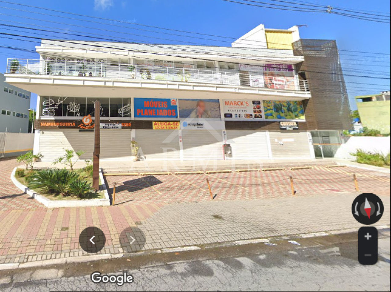 Conjunto Comercia no Centro de Poá!