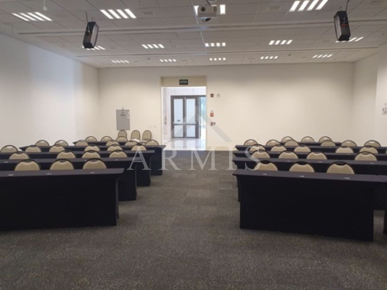 Conj. Comercial para Locação - Cidade Monções