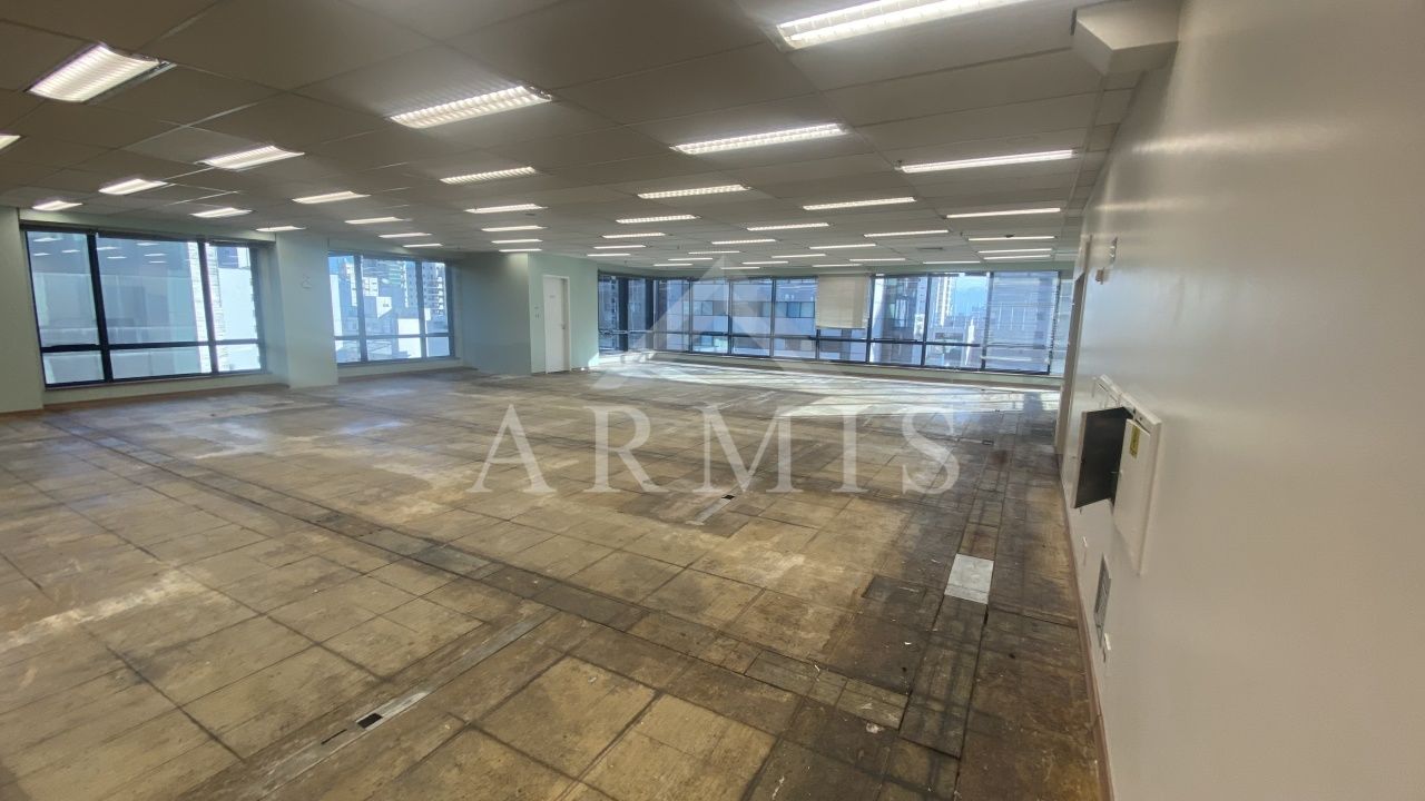 Conjunto Comercial em Cerqueira César!